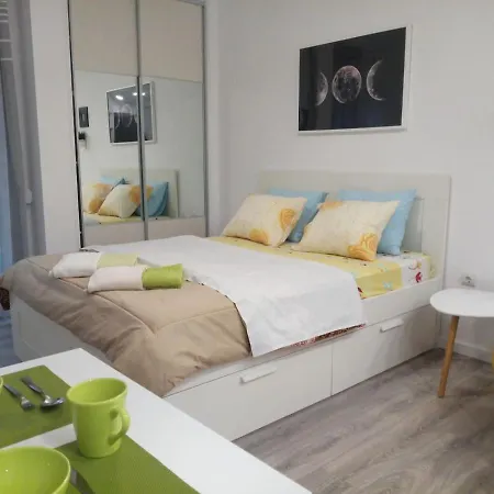 Cozy Studio Near Victoria Metro Station Athens Exterior photo